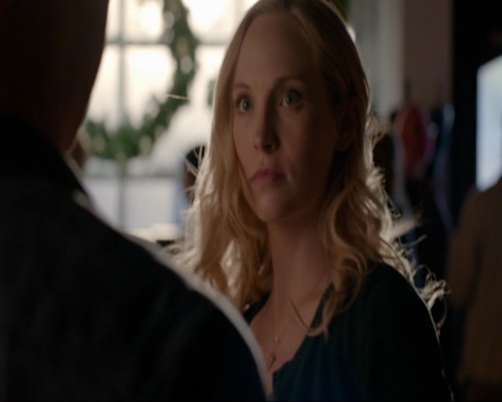 VampireDiariesWorld-dot-nl_7x09ColdAsIs0799.jpg