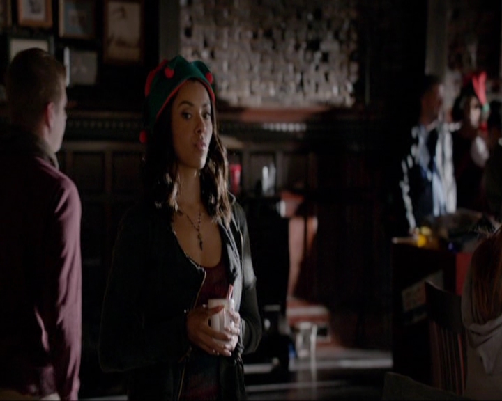 VampireDiariesWorld-dot-nl_7x09ColdAsIs0861.jpg