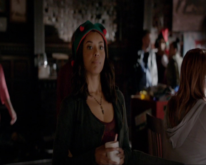 VampireDiariesWorld-dot-nl_7x09ColdAsIs0862.jpg