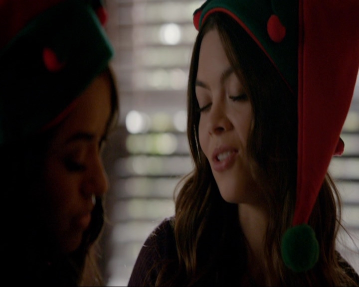 VampireDiariesWorld-dot-nl_7x09ColdAsIs0907.jpg