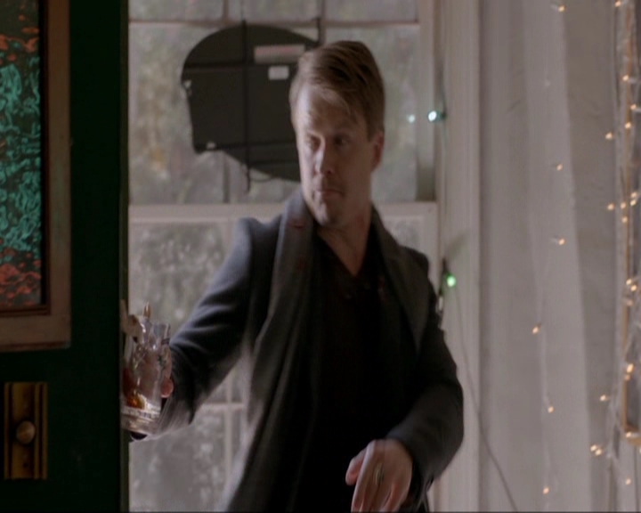 VampireDiariesWorld-dot-nl_7x09ColdAsIs0947.jpg