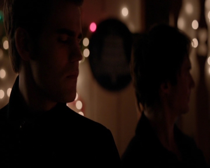 VampireDiariesWorld-dot-nl_7x09ColdAsIs1138.jpg