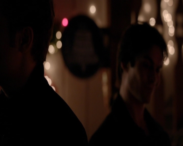 VampireDiariesWorld-dot-nl_7x09ColdAsIs1139.jpg