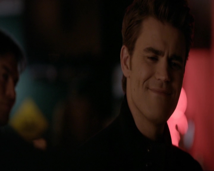 VampireDiariesWorld-dot-nl_7x09ColdAsIs1142.jpg