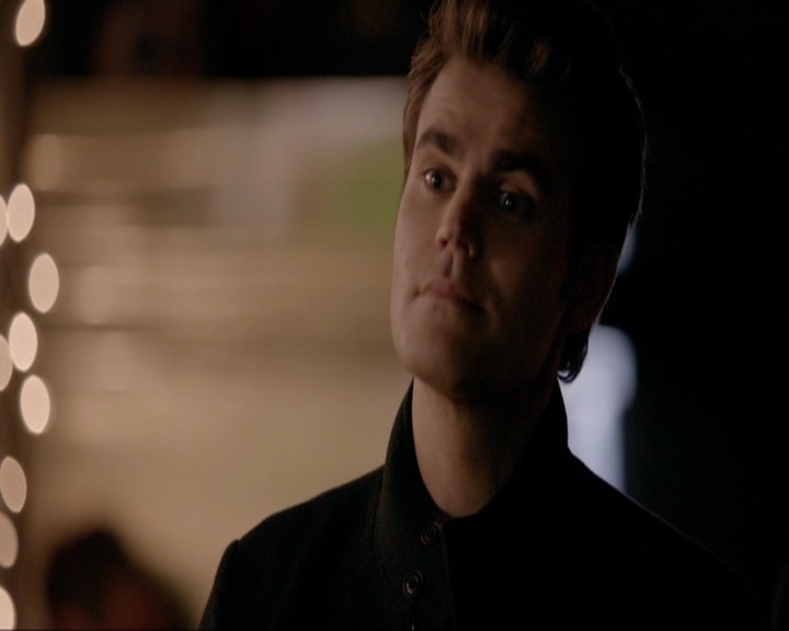 VampireDiariesWorld-dot-nl_7x09ColdAsIs1185.jpg