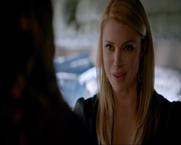 VampireDiariesWorld-dot-nl_7x09ColdAsIs1349.jpg