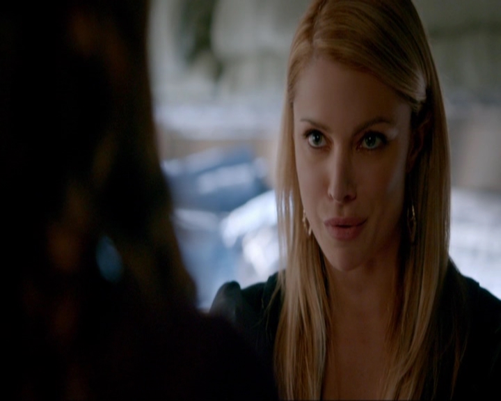 VampireDiariesWorld-dot-nl_7x09ColdAsIs1354.jpg