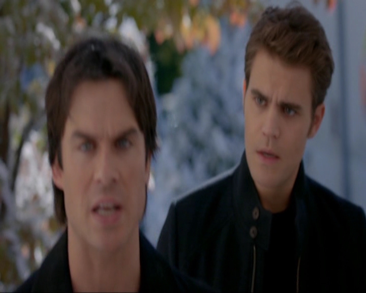 VampireDiariesWorld-dot-nl_7x09ColdAsIs1445.jpg