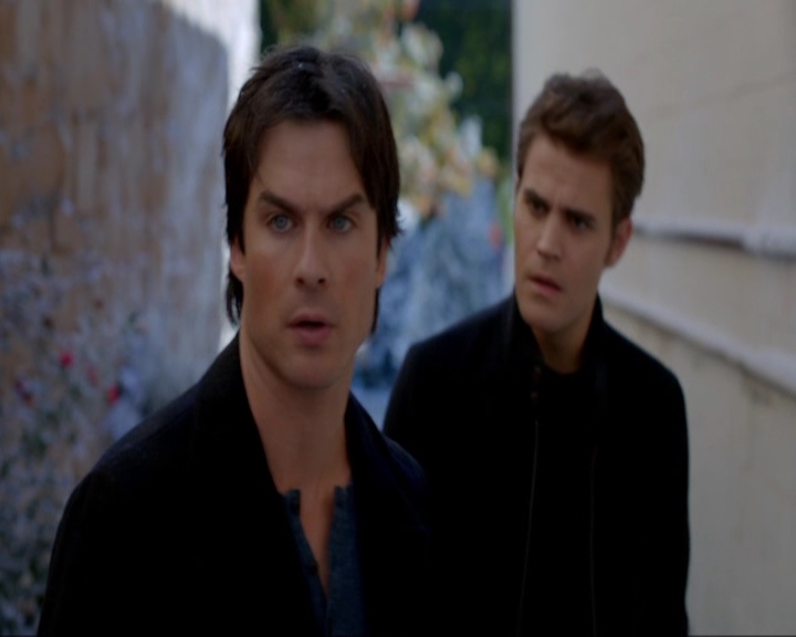 VampireDiariesWorld-dot-nl_7x09ColdAsIs1454.jpg