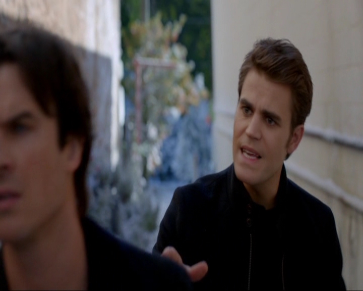 VampireDiariesWorld-dot-nl_7x09ColdAsIs1458.jpg