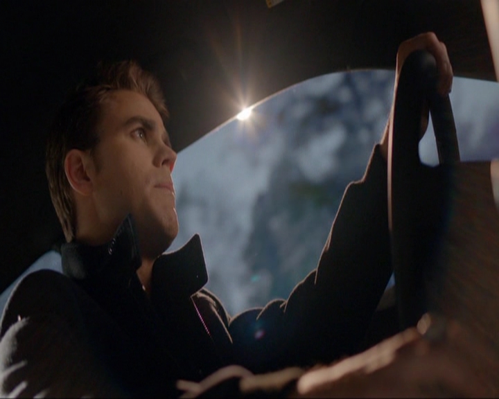 VampireDiariesWorld-dot-nl_7x09ColdAsIs1533.jpg