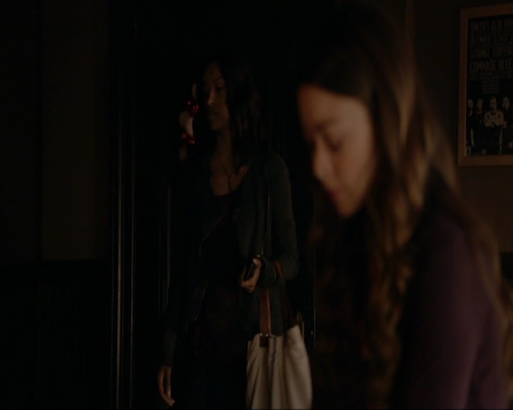 VampireDiariesWorld-dot-nl_7x09ColdAsIs1609.jpg