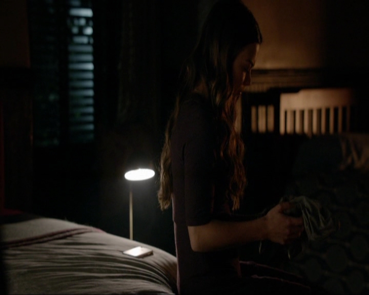 VampireDiariesWorld-dot-nl_7x09ColdAsIs1610.jpg