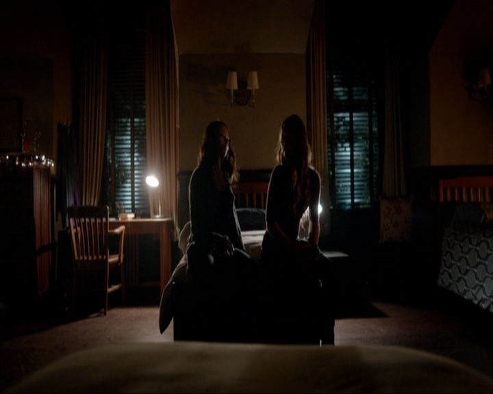 VampireDiariesWorld-dot-nl_7x09ColdAsIs1620.jpg