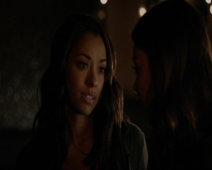 VampireDiariesWorld-dot-nl_7x09ColdAsIs1641.jpg