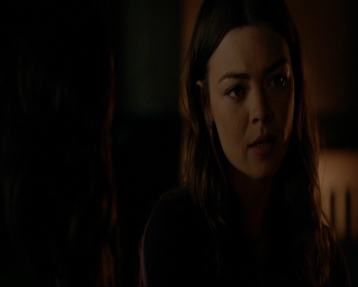 VampireDiariesWorld-dot-nl_7x09ColdAsIs1651.jpg