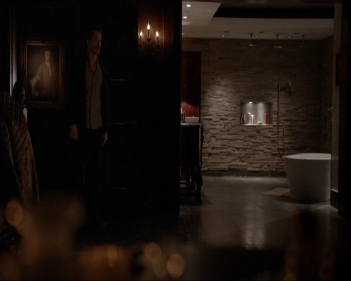 VampireDiariesWorld-dot-nl_7x09ColdAsIs1746.jpg