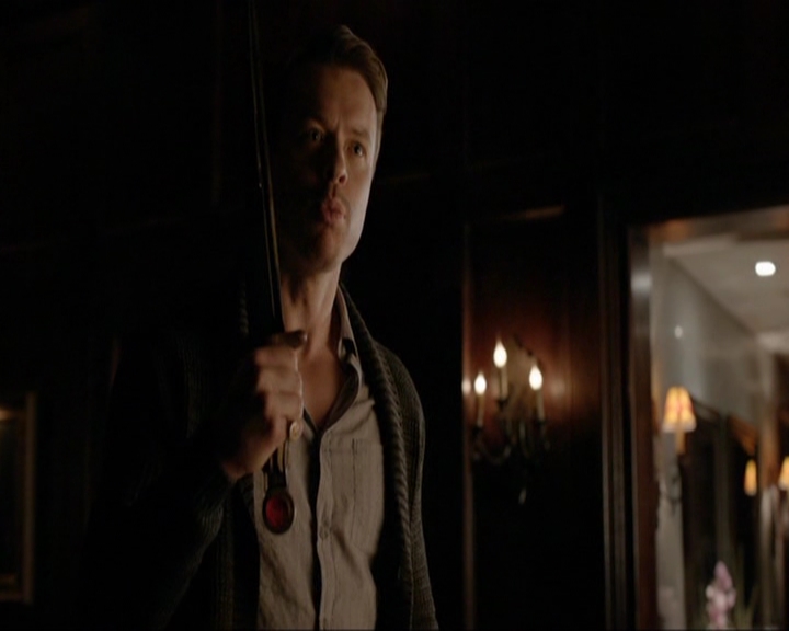 VampireDiariesWorld-dot-nl_7x09ColdAsIs1769.jpg