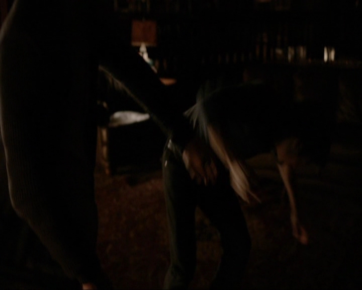 VampireDiariesWorld-dot-nl_7x09ColdAsIs1977.jpg