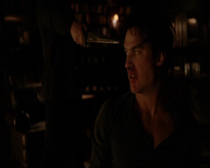 VampireDiariesWorld-dot-nl_7x09ColdAsIs1983.jpg