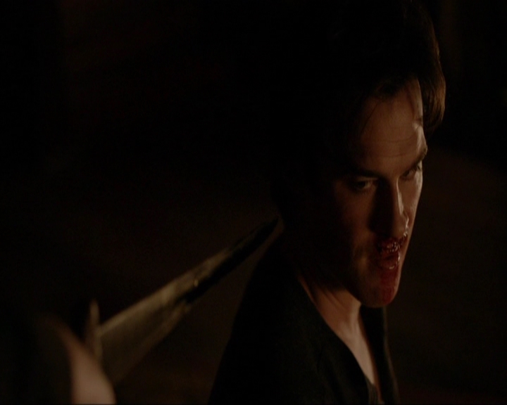 VampireDiariesWorld-dot-nl_7x09ColdAsIs1986.jpg