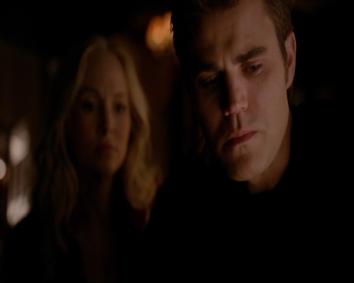 VampireDiariesWorld-dot-nl_7x09ColdAsIs2127.jpg