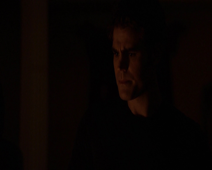 VampireDiariesWorld-dot-nl_7x10HellIsOtherPeople-deletedscenes0021.jpg