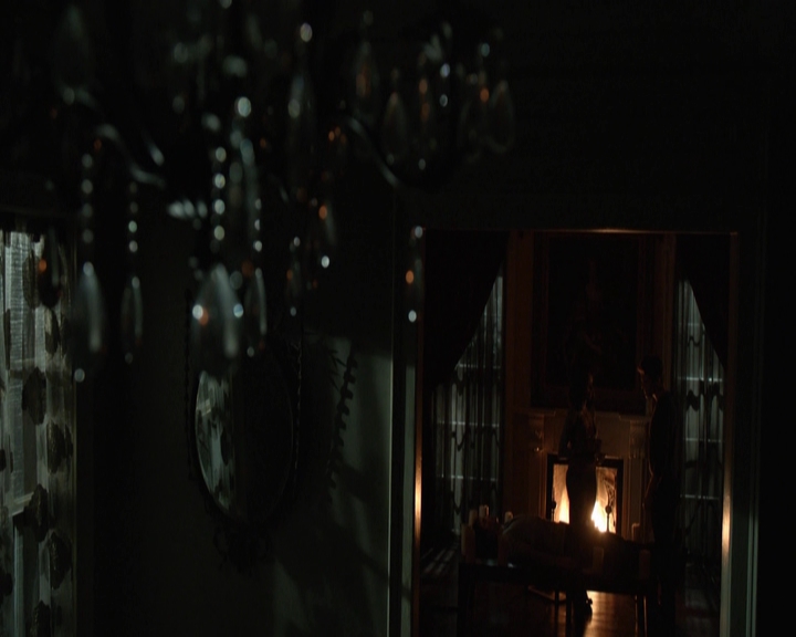 VampireDiariesWorld-dot-nl_7x10HellIsOtherPeople-deletedscenes0039.jpg