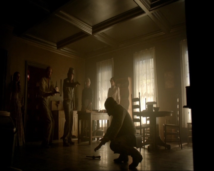 VampireDiariesWorld-dot-nl_7x10HellIsOtherPeople0332.jpg