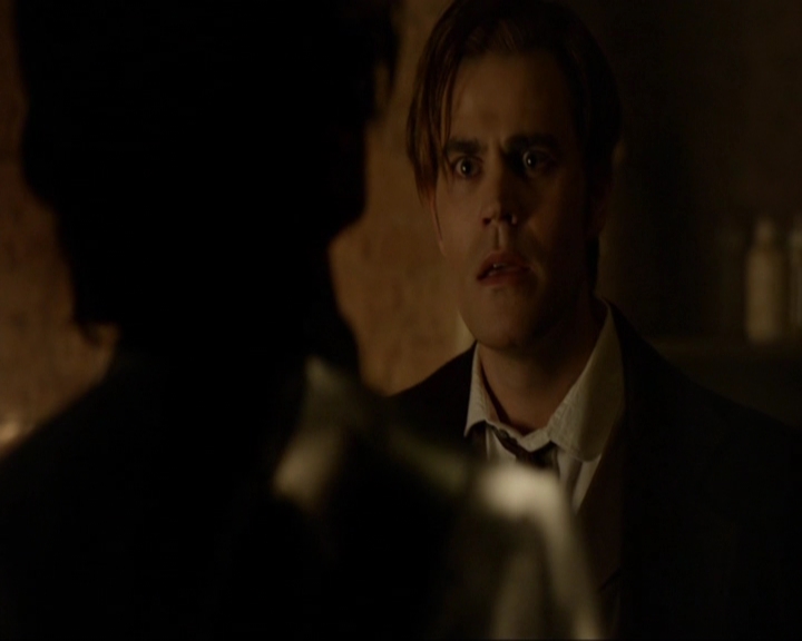 VampireDiariesWorld-dot-nl_7x10HellIsOtherPeople1930.jpg