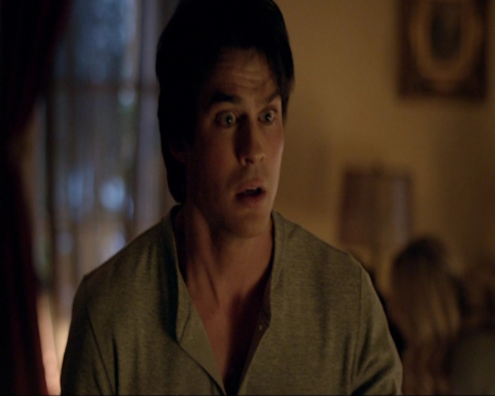 VampireDiariesWorld-dot-nl_7x10HellIsOtherPeople2184.jpg