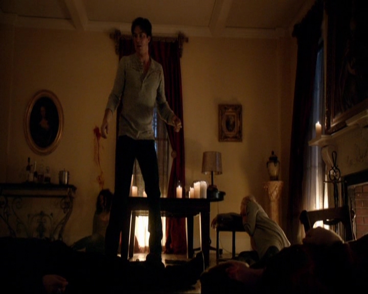 VampireDiariesWorld-dot-nl_7x10HellIsOtherPeople2220.jpg