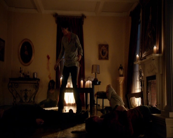 VampireDiariesWorld-dot-nl_7x10HellIsOtherPeople2224.jpg