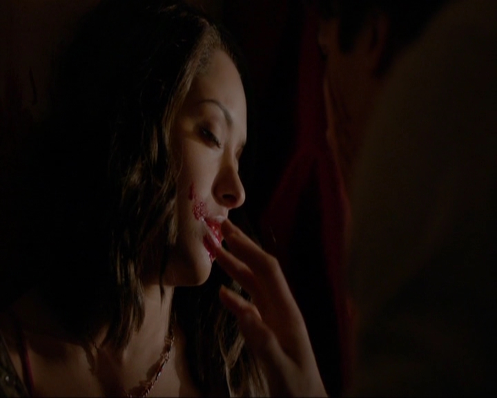 VampireDiariesWorld-dot-nl_7x11ThingsWeLostInTheFire0099.jpg