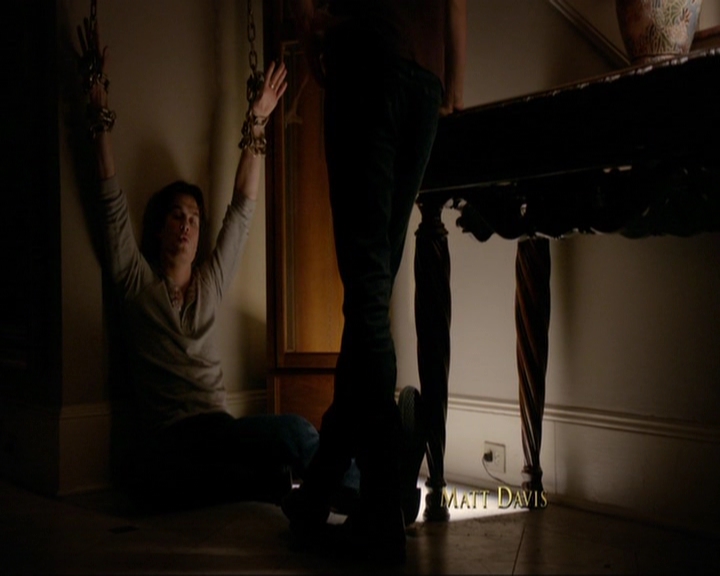 VampireDiariesWorld-dot-nl_7x11ThingsWeLostInTheFire0181.jpg