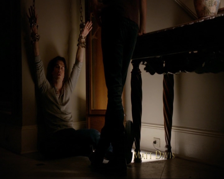 VampireDiariesWorld-dot-nl_7x11ThingsWeLostInTheFire0182.jpg