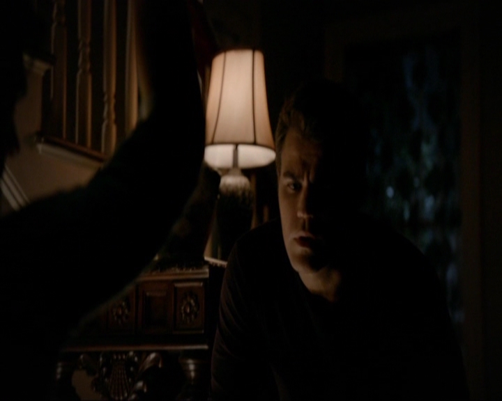 VampireDiariesWorld-dot-nl_7x11ThingsWeLostInTheFire0211.jpg