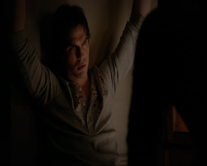 VampireDiariesWorld-dot-nl_7x11ThingsWeLostInTheFire0214.jpg