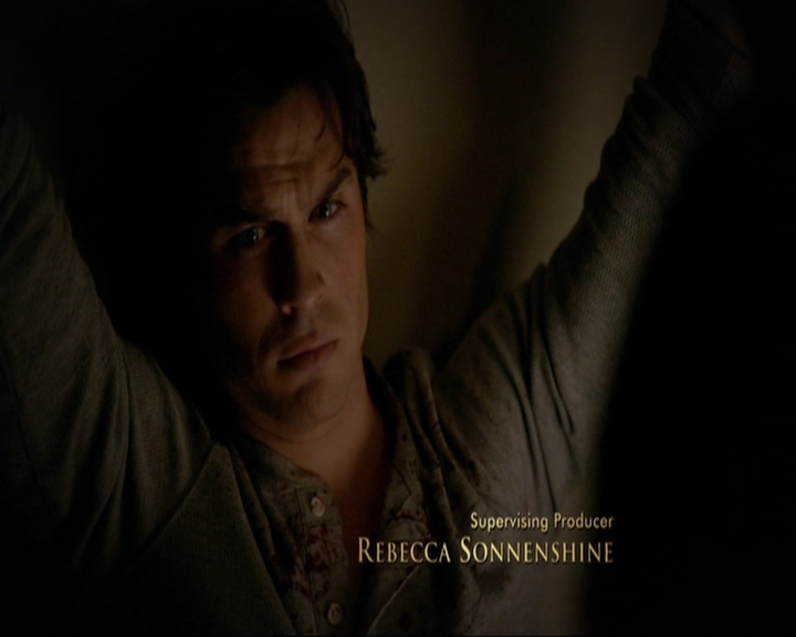 VampireDiariesWorld-dot-nl_7x11ThingsWeLostInTheFire0219.jpg