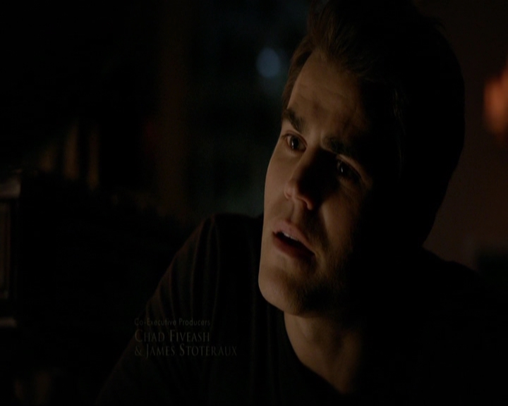 VampireDiariesWorld-dot-nl_7x11ThingsWeLostInTheFire0224.jpg