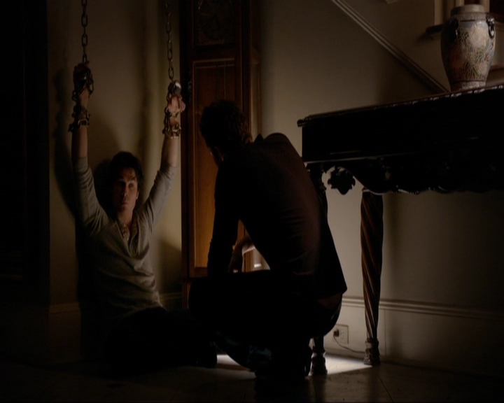 VampireDiariesWorld-dot-nl_7x11ThingsWeLostInTheFire0235.jpg