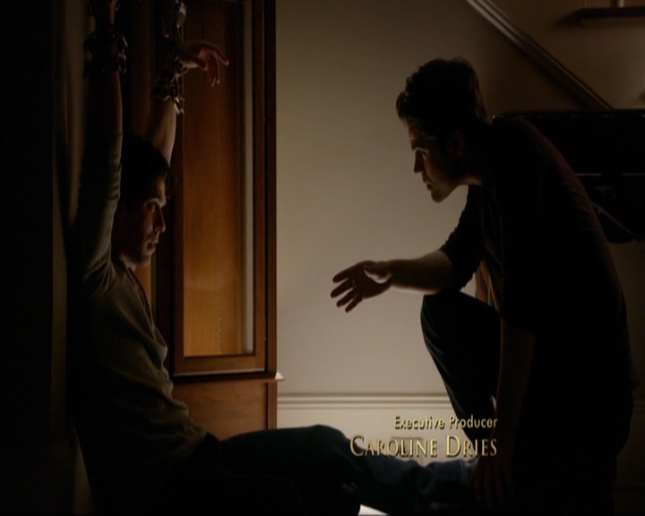 VampireDiariesWorld-dot-nl_7x11ThingsWeLostInTheFire0244.jpg