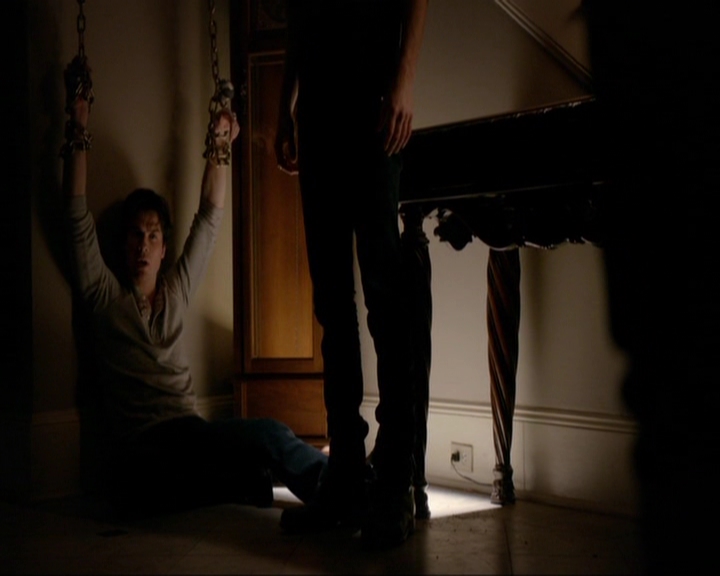 VampireDiariesWorld-dot-nl_7x11ThingsWeLostInTheFire0258.jpg