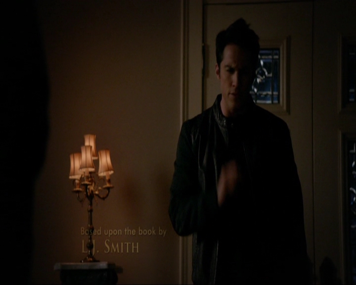 VampireDiariesWorld-dot-nl_7x11ThingsWeLostInTheFire0267.jpg