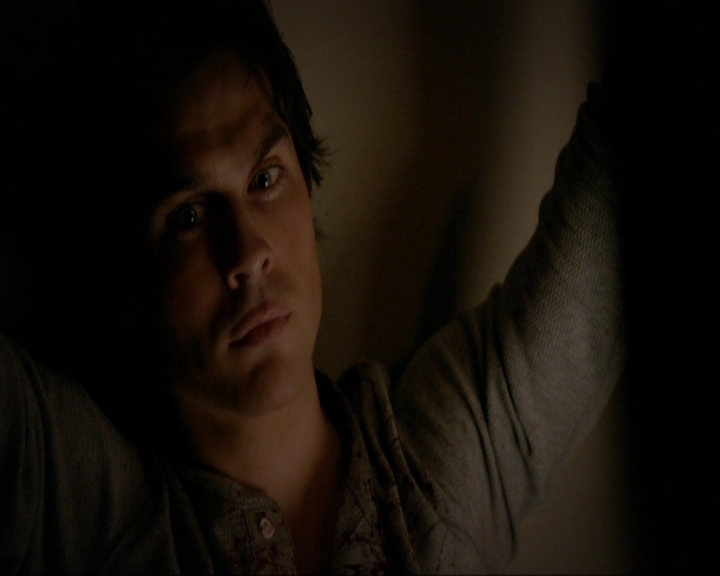 VampireDiariesWorld-dot-nl_7x11ThingsWeLostInTheFire0293.jpg