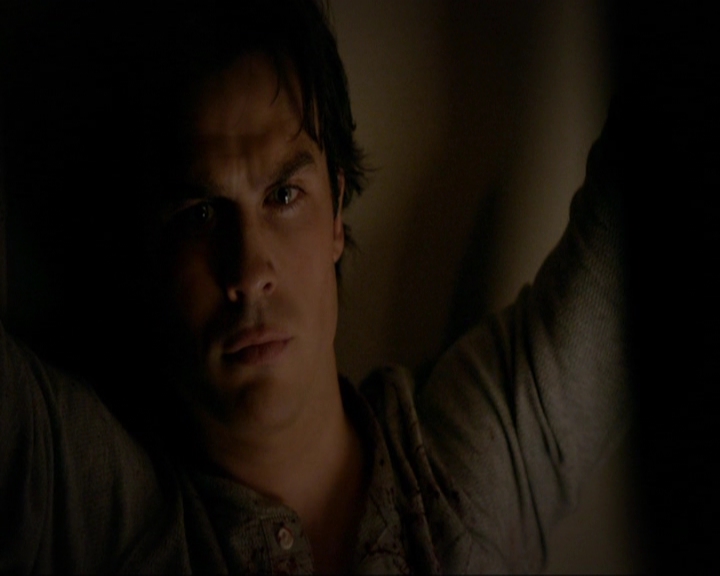 VampireDiariesWorld-dot-nl_7x11ThingsWeLostInTheFire0295.jpg