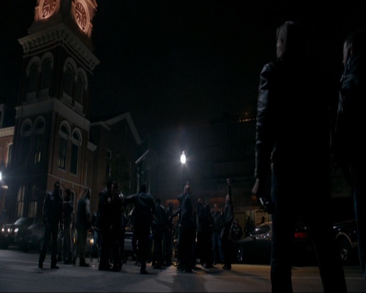 VampireDiariesWorld-dot-nl_7x11ThingsWeLostInTheFire0322.jpg