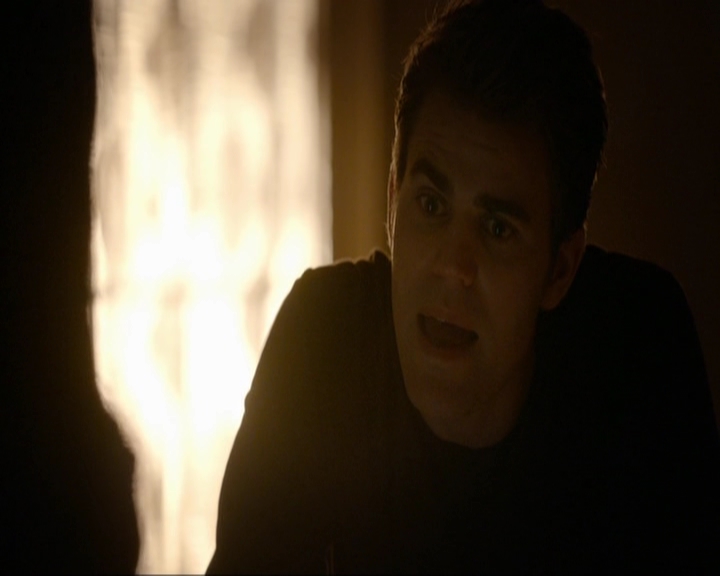 VampireDiariesWorld-dot-nl_7x11ThingsWeLostInTheFire0422.jpg