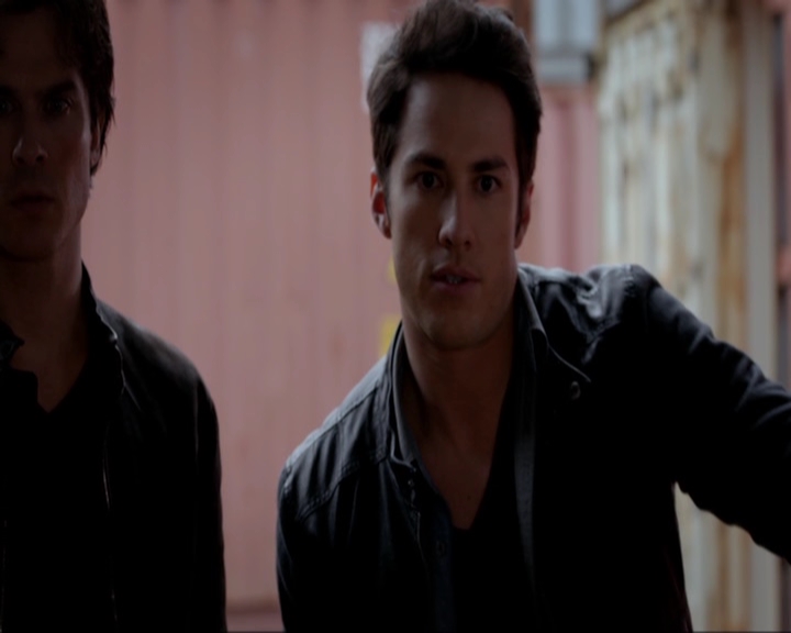 VampireDiariesWorld-dot-nl_7x11ThingsWeLostInTheFire1531.jpg