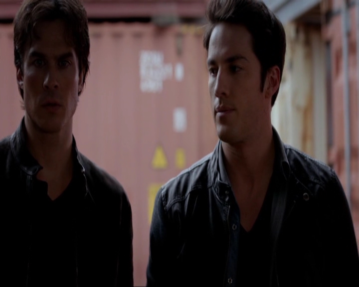 VampireDiariesWorld-dot-nl_7x11ThingsWeLostInTheFire1533.jpg